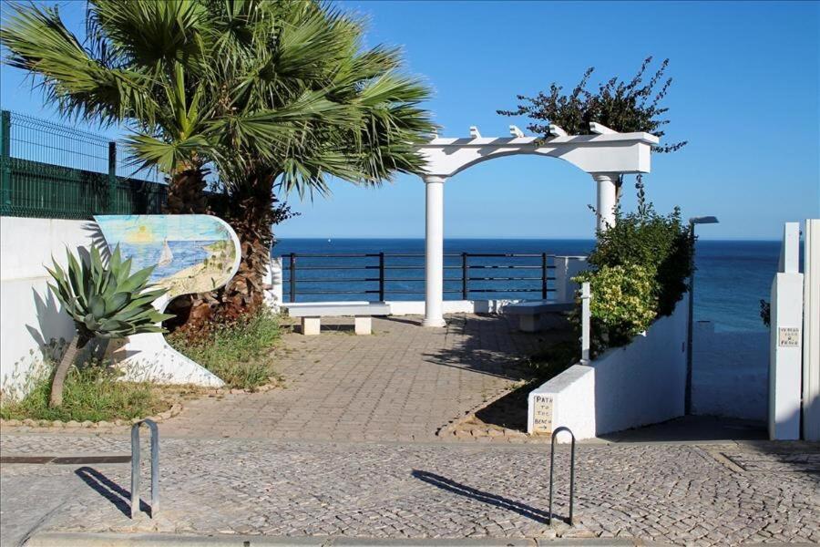 Varandas Do Mar Apartamento T2R Frente Mar Olhos De Gua Albufeira Olhos de Agua  Exterior photo